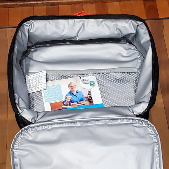 NWT Chiller bag lunchbox - Picture 2 of 3